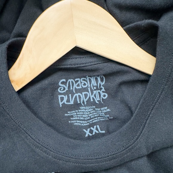 NEW The Smashing Pumpkins Graphic Tee - Picture 4 of 6